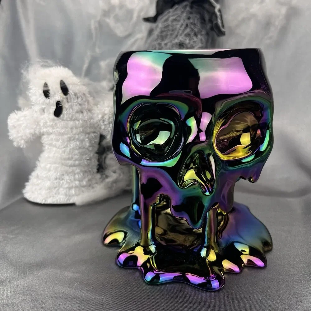 Bath‎ & Body Works HALLOWEEN 2025 Iridescent Dripping Skull 3 Wick Candle Holder